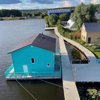 Коттедж Бирюзовый с баней на воде