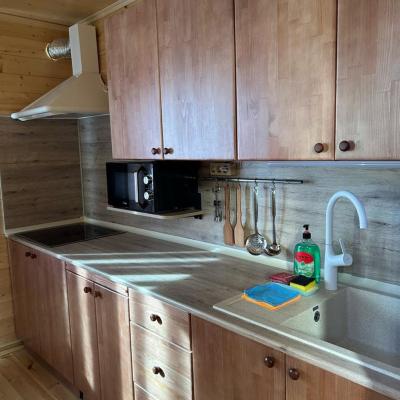 Коттедж Бирюзовый с баней на воде Жостово