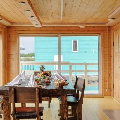 Коттедж Светлый с баней на воде Жостово