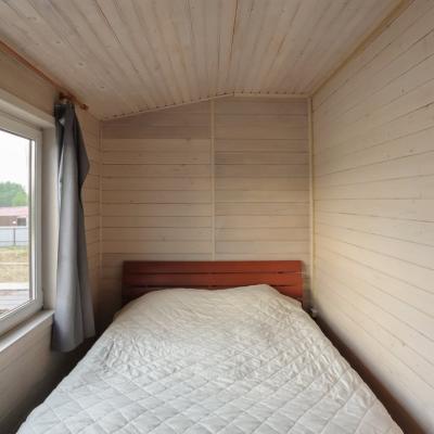 Коттедж Красный с баней на воде Жостово