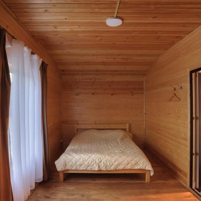 Коттедж Красный с баней на воде Жостово