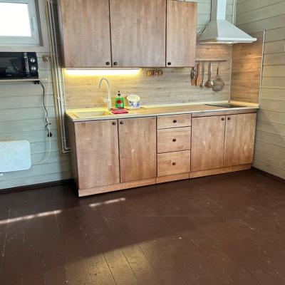 Коттедж Красный с баней на воде Жостово