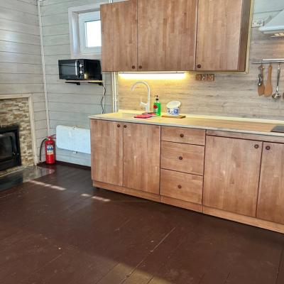 Коттедж Красный с баней на воде Жостово