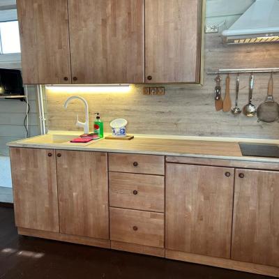 Коттедж Красный с баней на воде Жостово